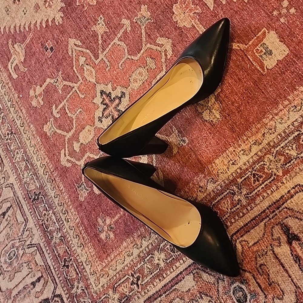 Ivanka Trump 3 inch 7.5W black heels.